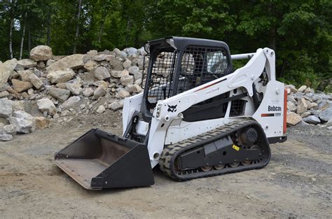 how much does it cost to hire a skid steer|bobcat rentals near me cost.